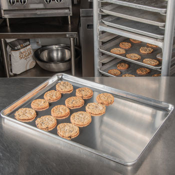 18-Gauge Full-Size Sheet Pan - 18" x 26" 0