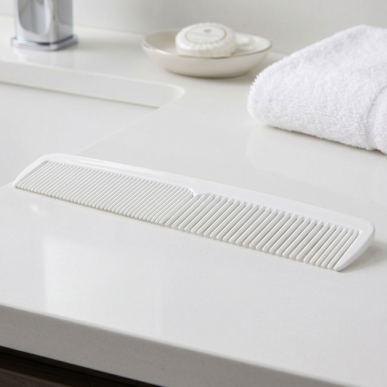 6.25" White Comb - 250/bx. 0