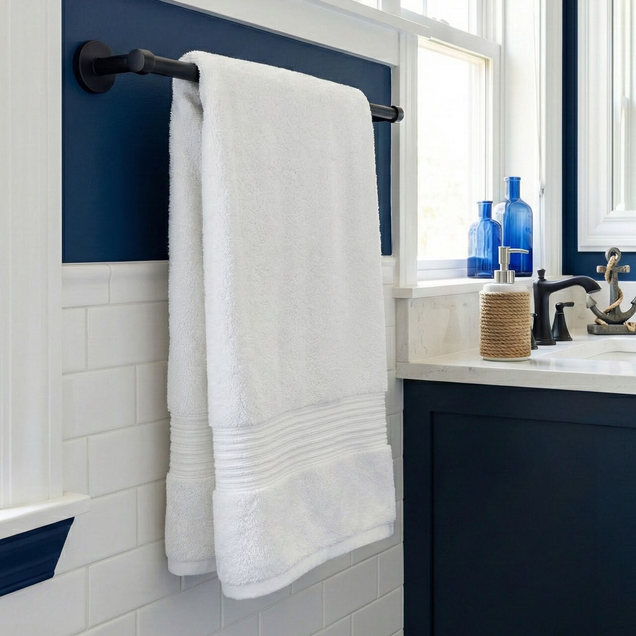 Hudson Bath Towels - 30" x 60" 17.0 lbs/dz.