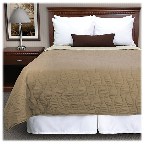 Riverdale Pinsonic Quilted Coverlet - Queen 94"x96" 0
